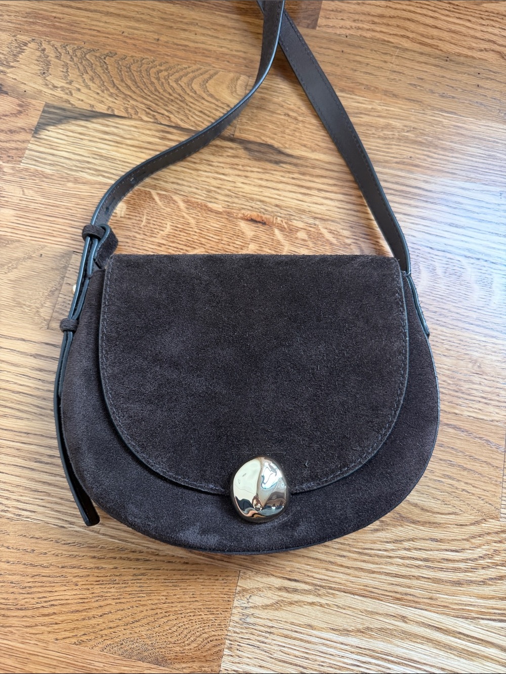 Madewell NWT Dark Brown Suede Crossbody Saddle Bag with Gold magnet closure
